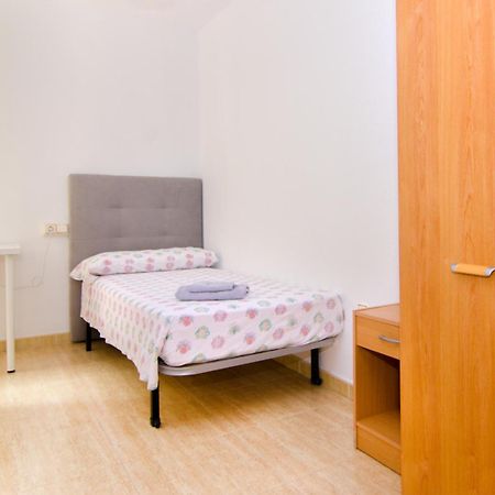 Apartamento De 4 Dormitorios Muy Centrico En San Juan Pueblo A Tan Solo 2,5 Km De La Playa De San Juan Y Muchavista Exterior foto